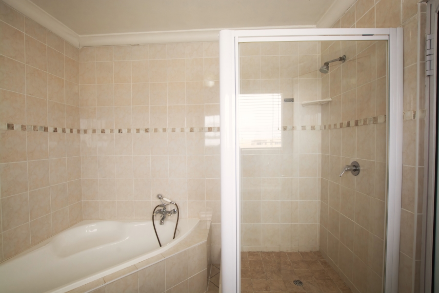 3 Bedroom Property for Sale in Jeffreys Bay Central Eastern Cape